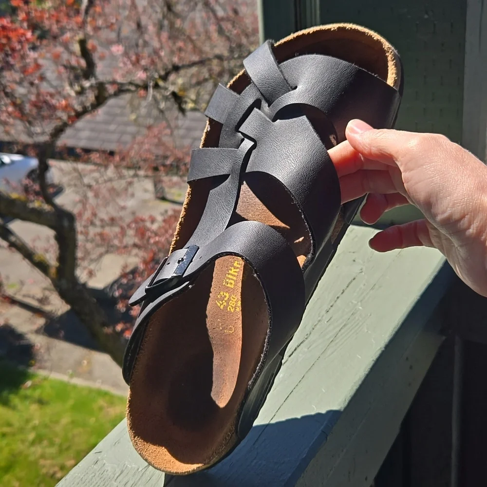 Birkenstock Pisa Left Sandal ONLY For Sale Black Leather US 10-10.5 Comfort Shoe